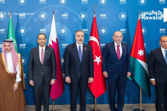 لقاء "خماسي" في أنطاليا: دعوة لاجتماع في بيروت دعماً للحكومة