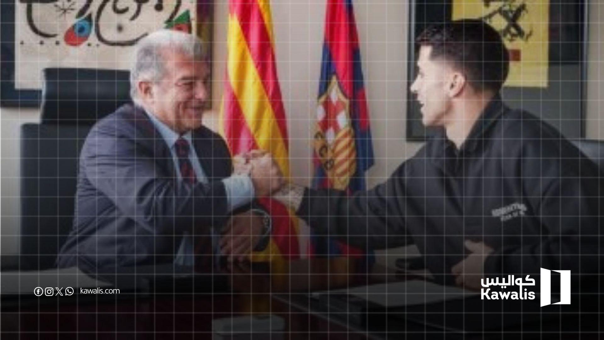 هل أصبح كانسيلو لاعبًا في برشلونة رسميًا؟